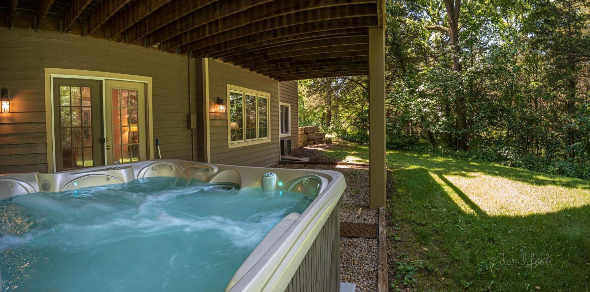 The Lodge, 'North Woods' Style, Boutique Galena Getaway! Exterior photo